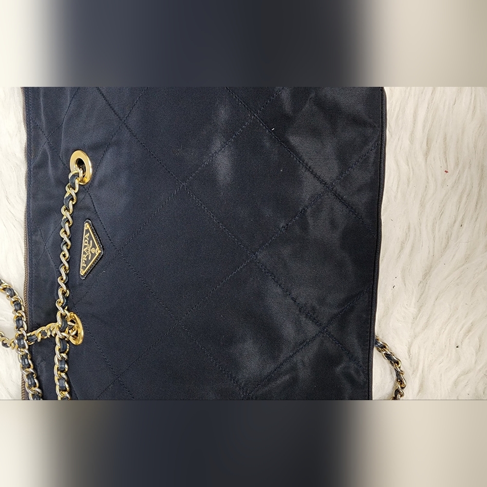 Auth Navy Bleu  Quilted Shoulder Bag with Gold Hardware - Picture 13 of 14